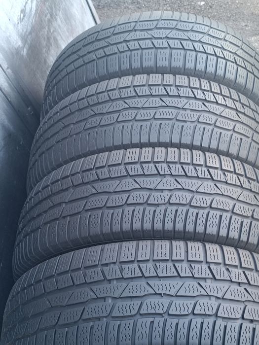 205/60/16 Continental
