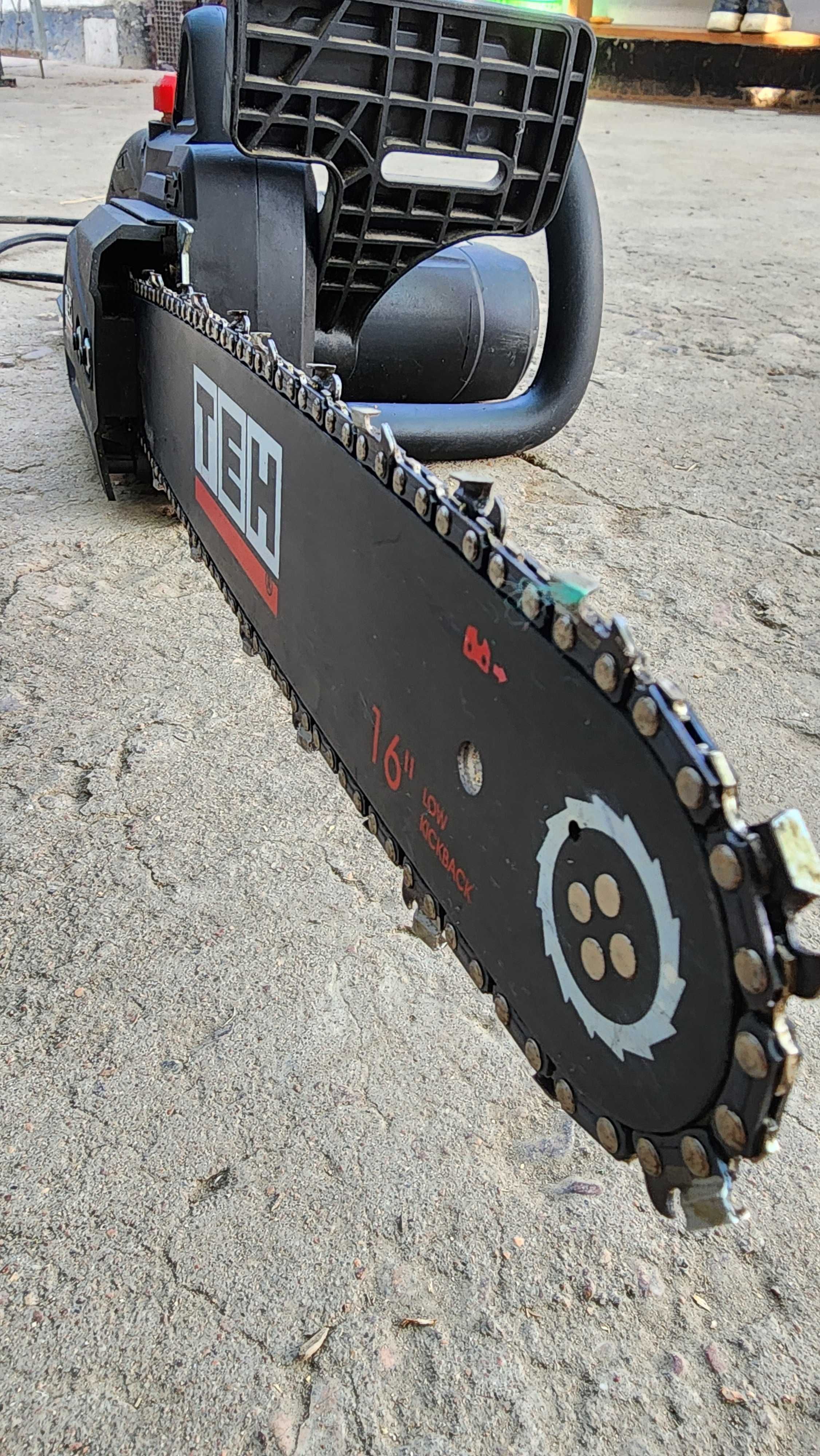 Продается Электропила TEH TS1622