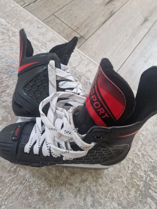 Продам коньки для мальчиков