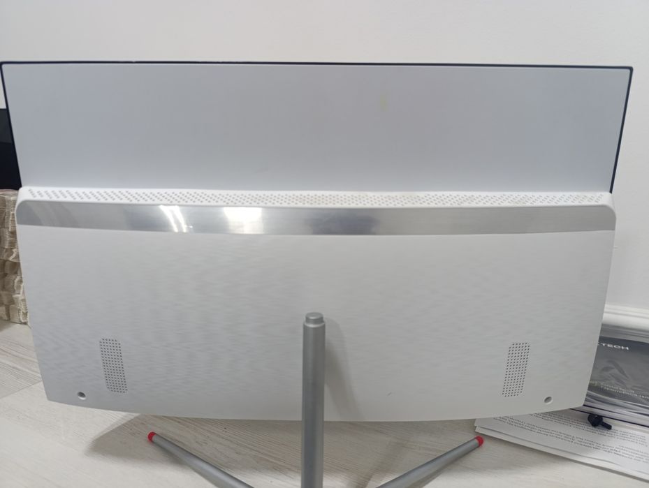 Моноблок Intel Pentium Gold G6400, 8 GB, 128 ГБ – б/у