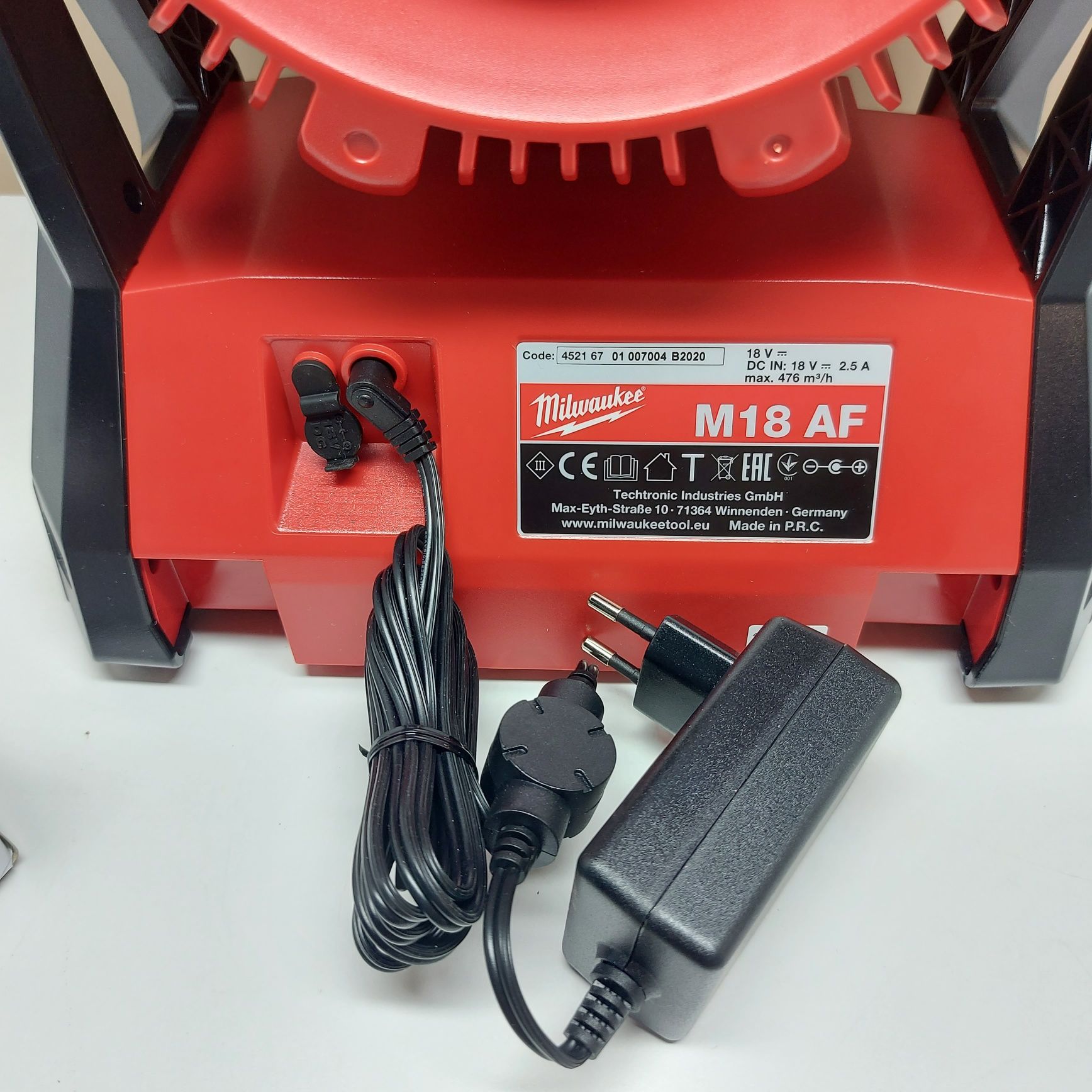 Акумулаторен вентилатор Milwaukee M18 AF