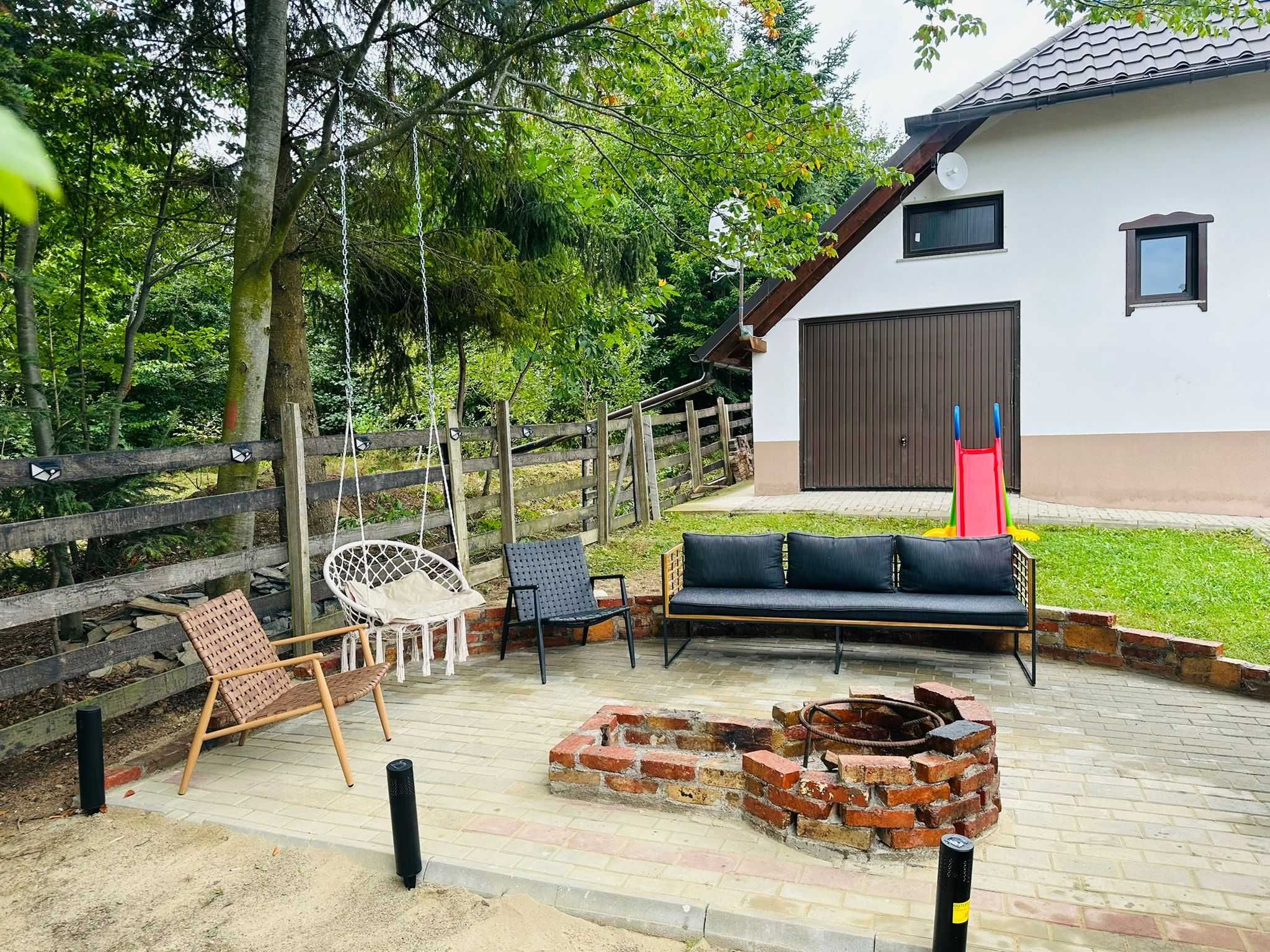 Casa Hardic saună si ciubar incluse in pret