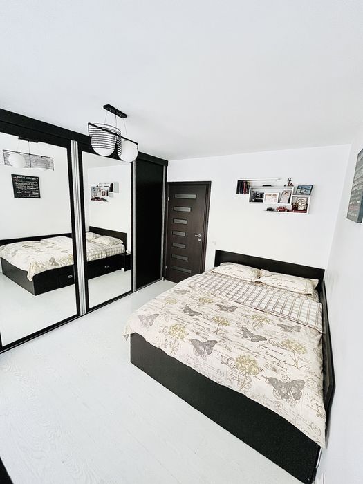 Apartament 3 camere 74 MP mobilat cu 2 balcoane utile si loc parcare