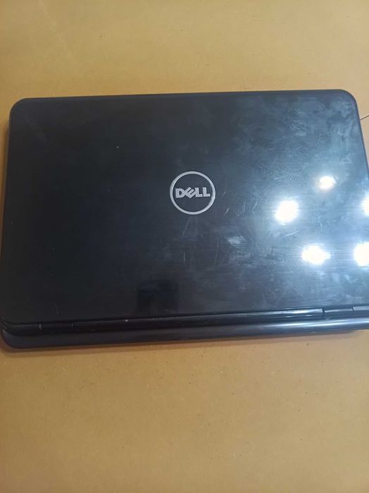 Лаптоп за части Dell