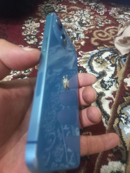 IPhone 13 holati zor