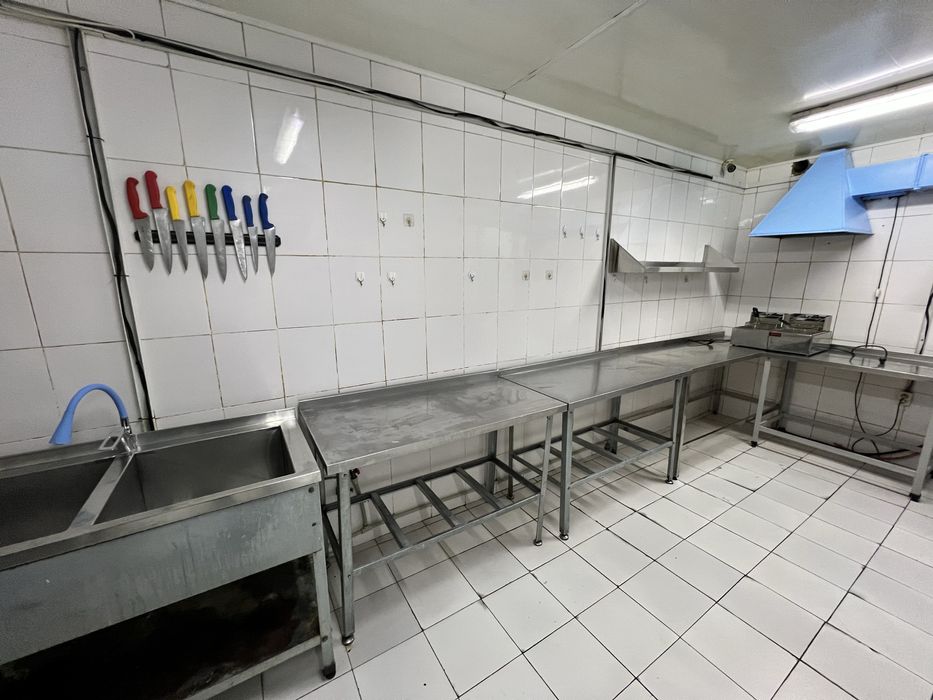 Сдаётся в аренду на длительный срок полностью оборудованное помещение