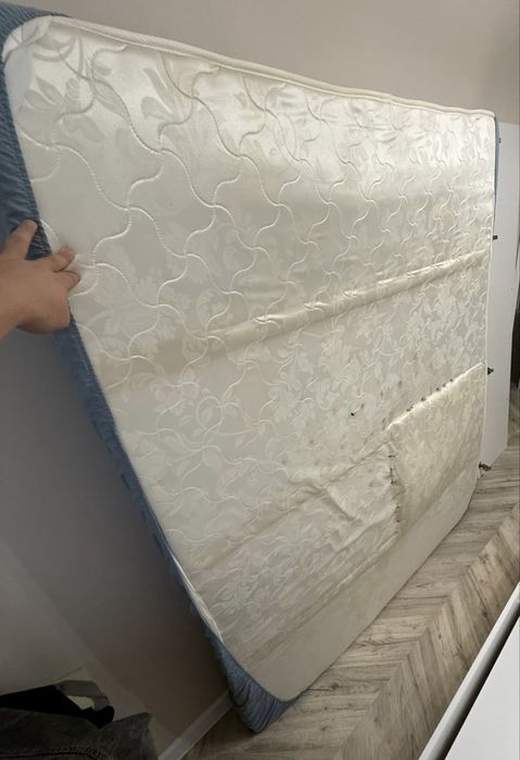 Продам матрас 160/200