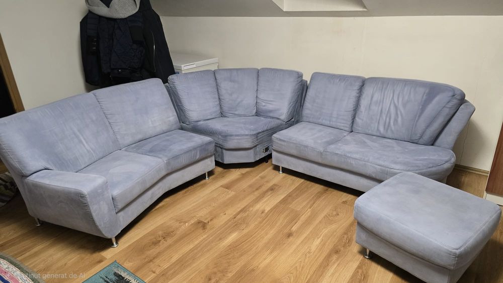 Vând colțar in stare buna