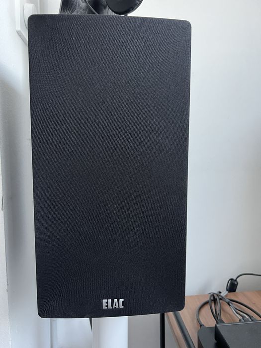 Amplificator Nad, boxe Elac Debut B5.2, Streamer Bluesound Node Nano