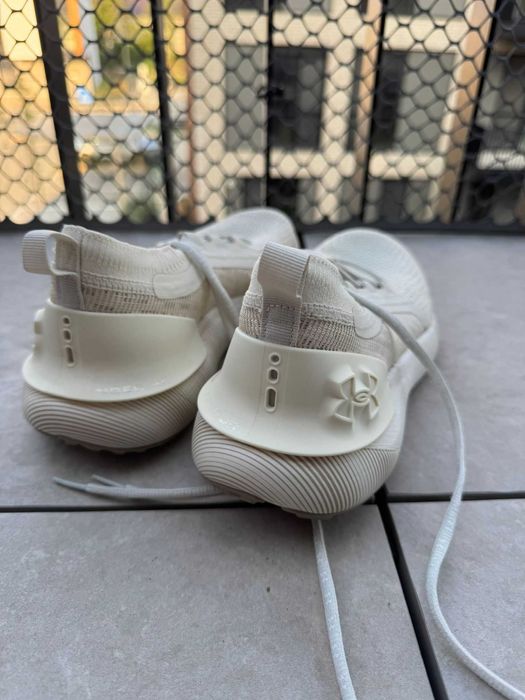 Adidasi Under Armour HOVR PHANTOM 3 SE W