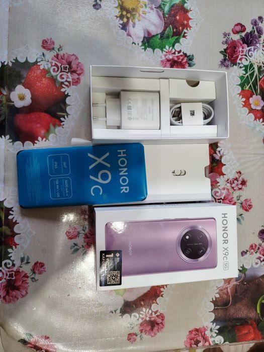 HONOR X9c 5G. 8/256 GB