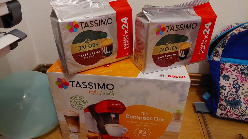 Tassimo nou sigilat cu 2 pachete capsule XL