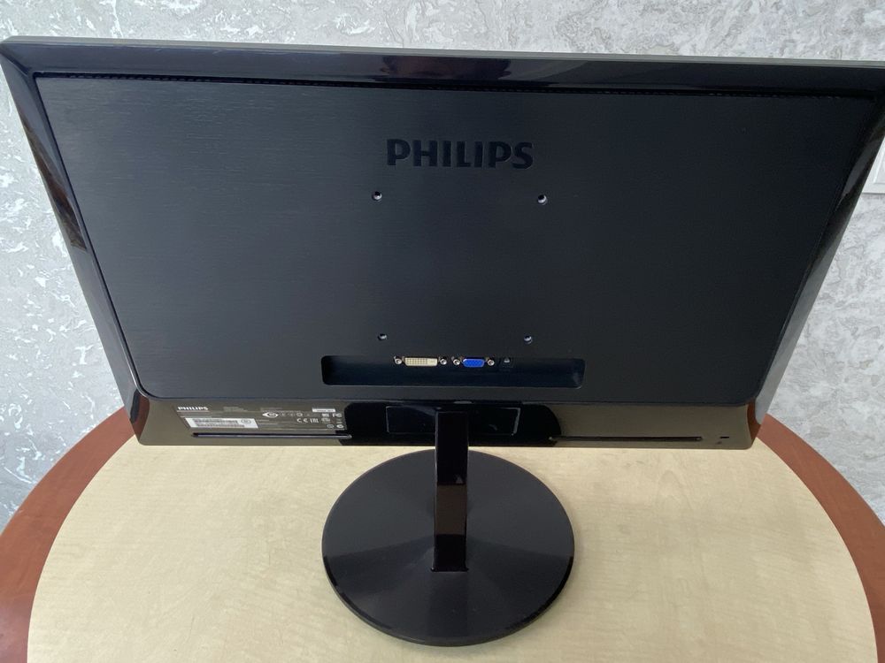 Мониторы Philips