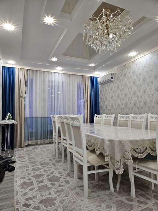 Частный дом двухэтажный 220кв.м. на 7 сотках район Старый аэропорт