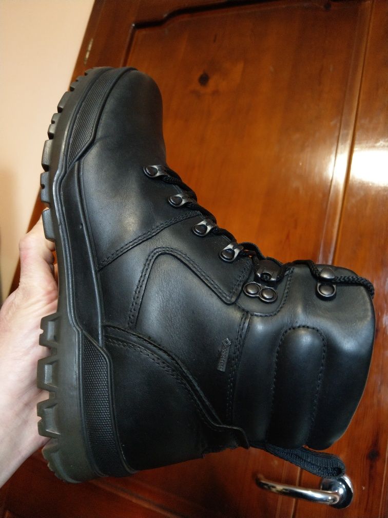 Ecco Gore-tex 42нм. 27,5см.
