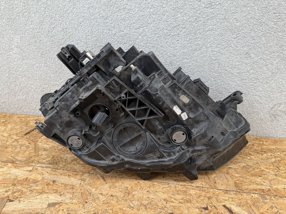 Far stanga VW Passat B8 Full LED Original Europa