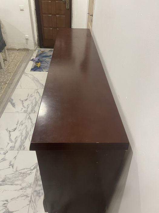 Шкаф из чистого дерева