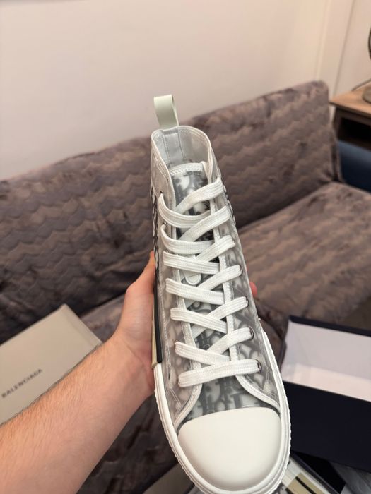 Dior b22 high 42
