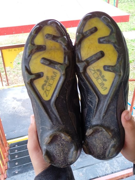 Ghete mărimea 38 Nike