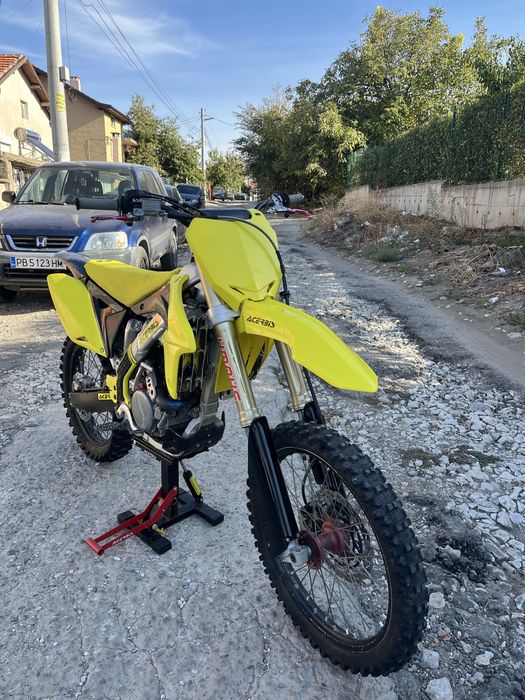 Кросов мотор Suzuki RM-Z 250