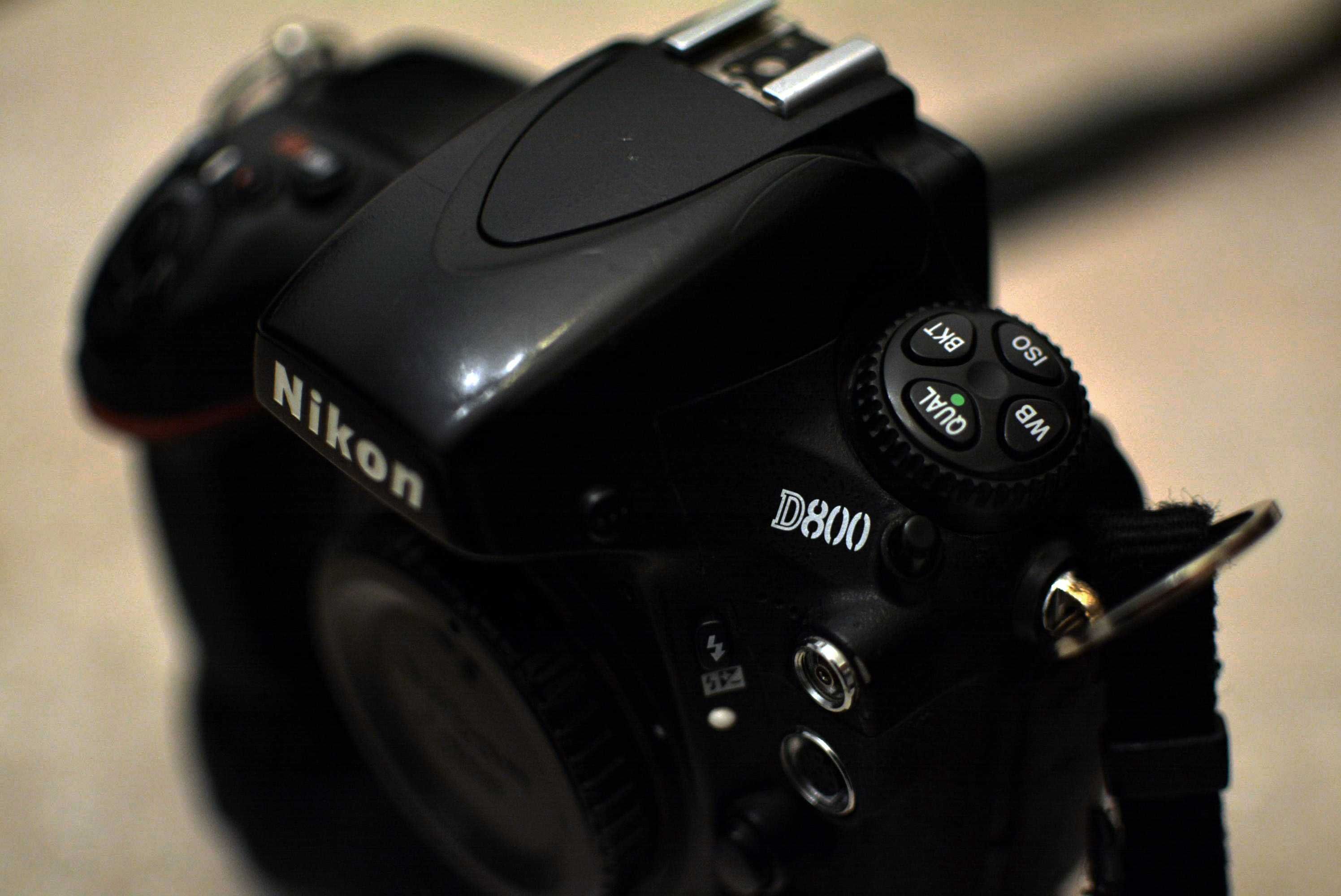 Nikon D800 full-frame, body