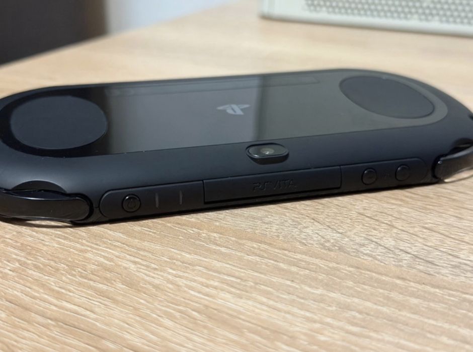 Consola Sony Playstation Vita Slim PCH 2016