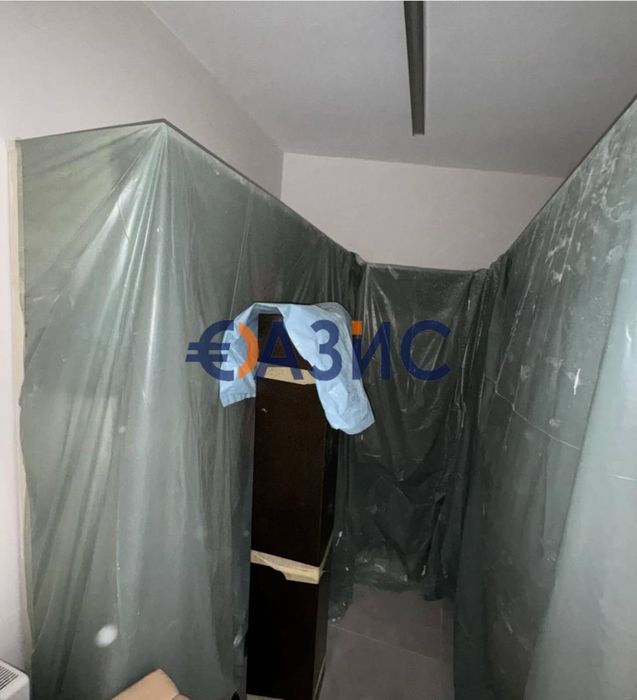 # 33406328 Четиристаен апартамент във Вила Калабрия, Свети Влас. общо: