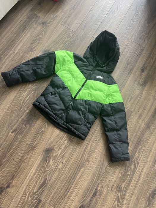 Детско яке Nike размер 137-147см.