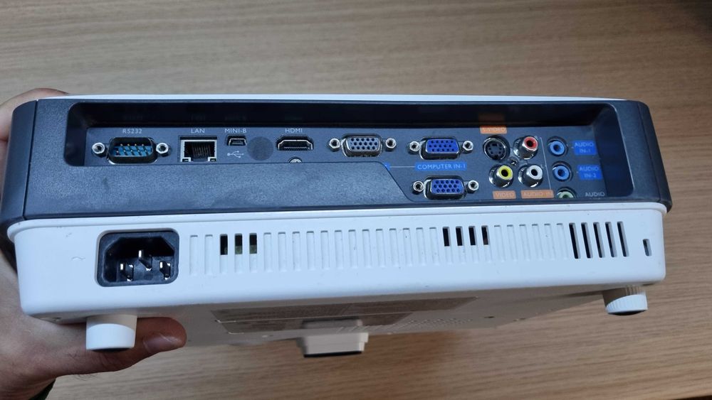 Videoproiector BenQ MX816ST/3D/HDMI/ Contrast 13000:1/3000 ANSI Lumeni