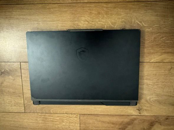 Геймърски лаптоп MSI Cyborg 15 A13V Gaming Laptop