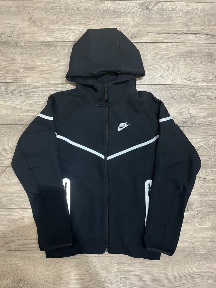 Tech Fleece Reflective