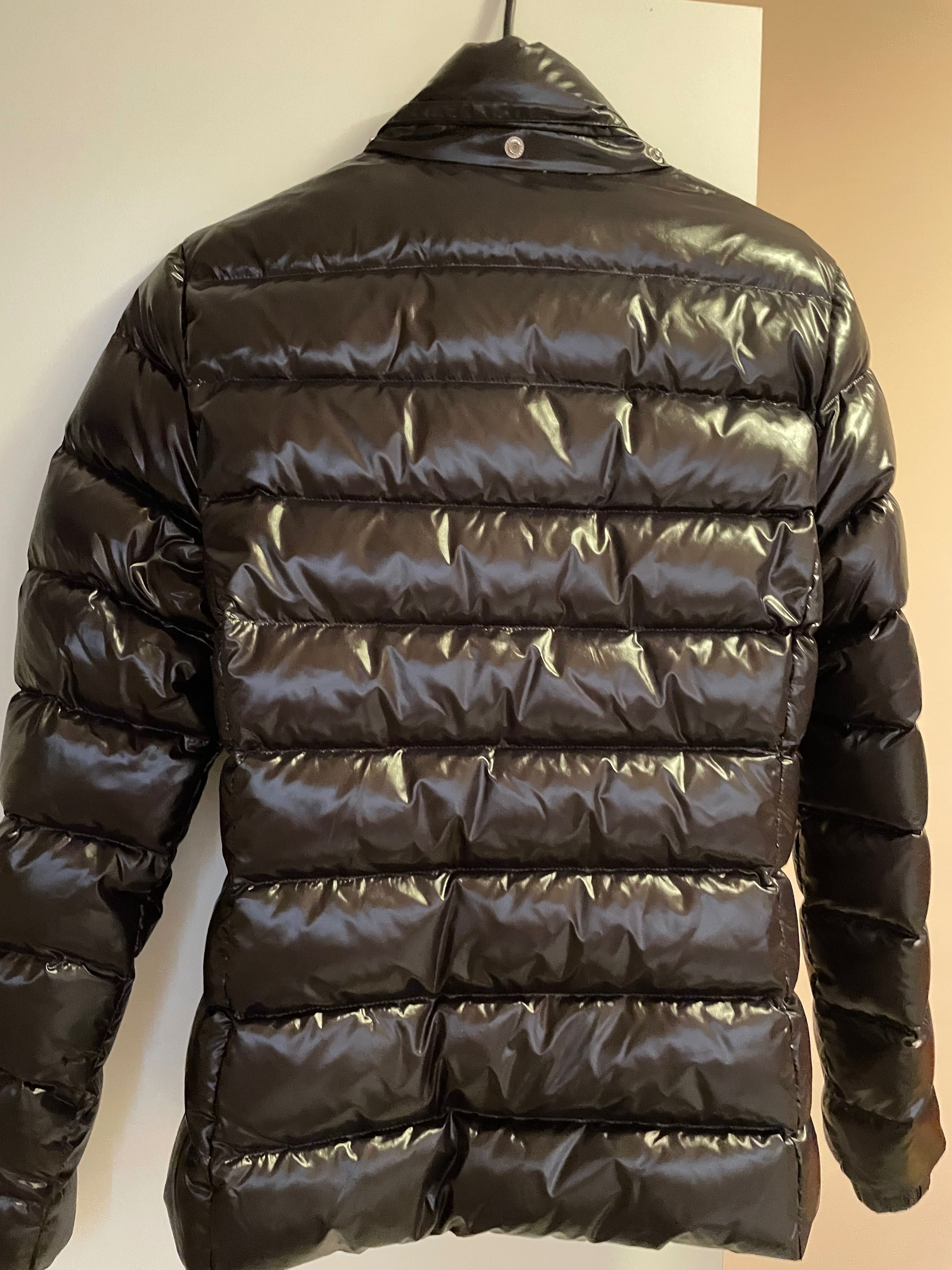 Tommy Hilfiger зимно яке.
