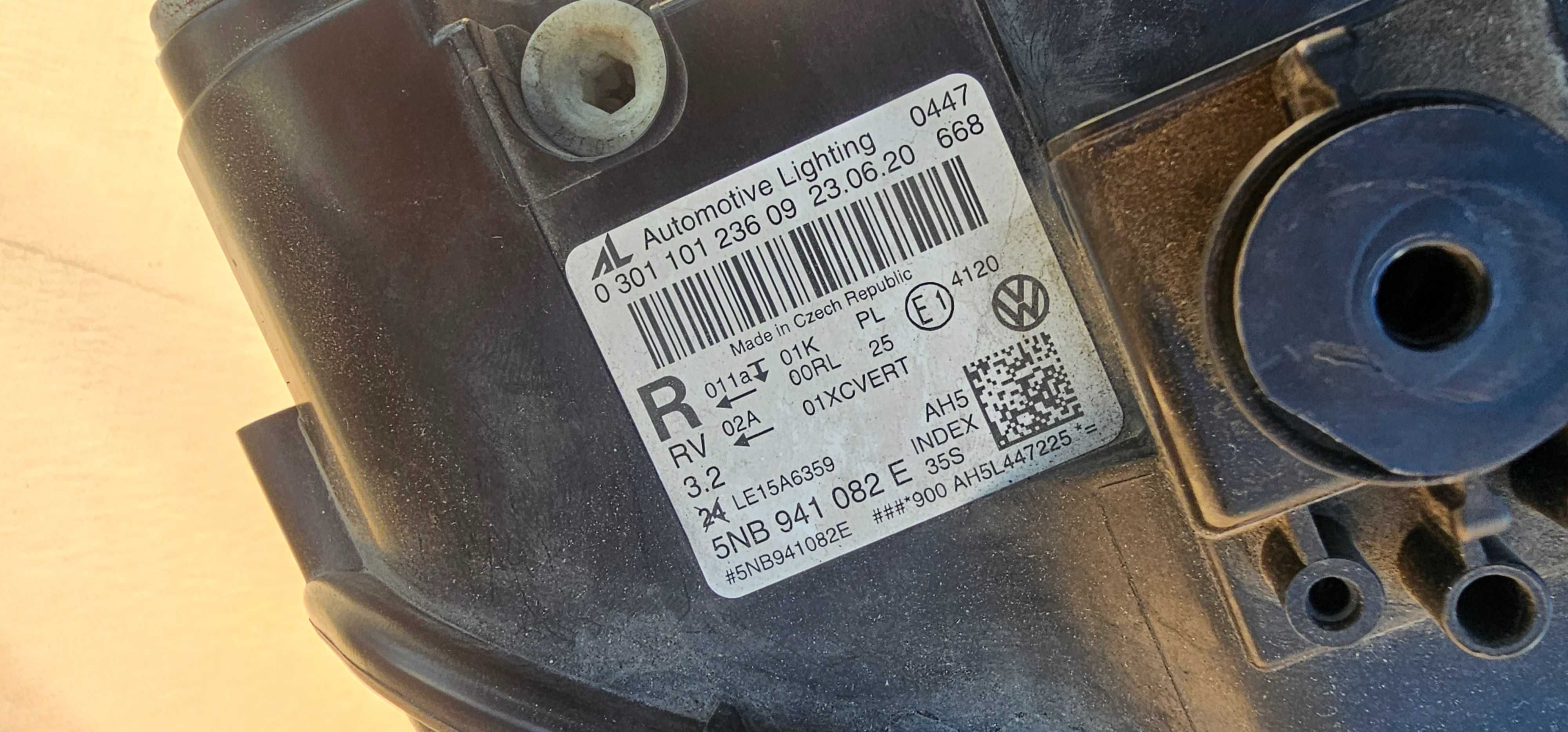 Far dreapta full led Vw Tiguan 5n 2016 / 2017 / 2018 2019