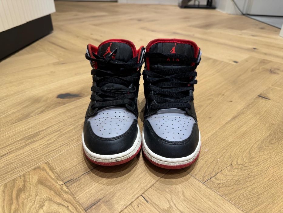 Tenesi Nike Off White si Jordan
