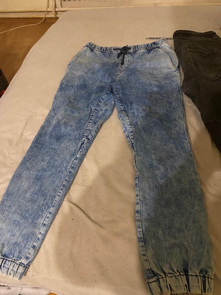 Pantaloni barbati H&M