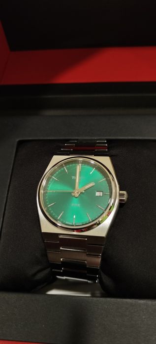 Tissot чисто нов дамски часовник