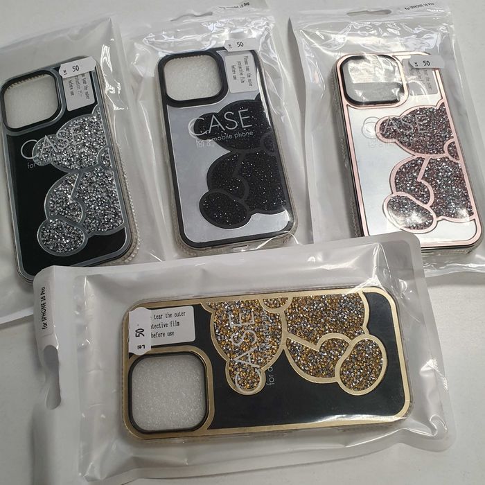 Husa iPhone 16 Pro Max cu strasuri / ursulet