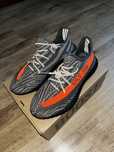 Adidas Yeezy Boost 350 V2 Carbon Beluga