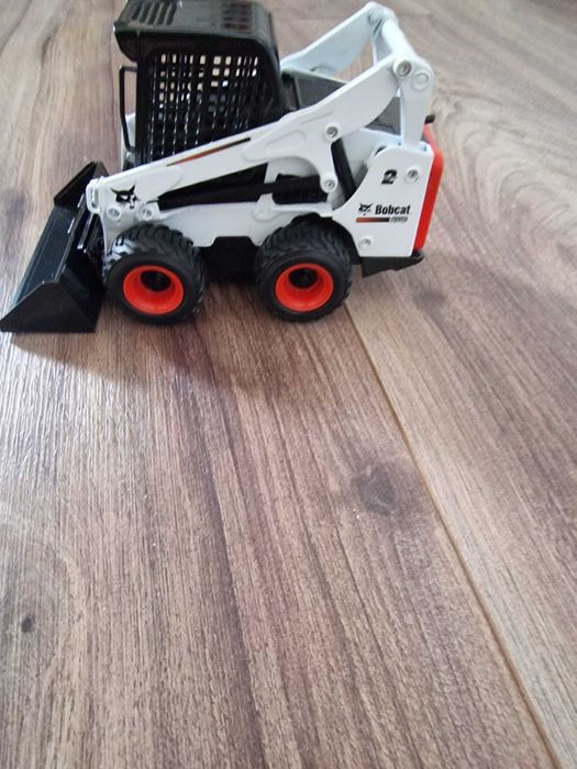 Macheta skid loader Bobcat