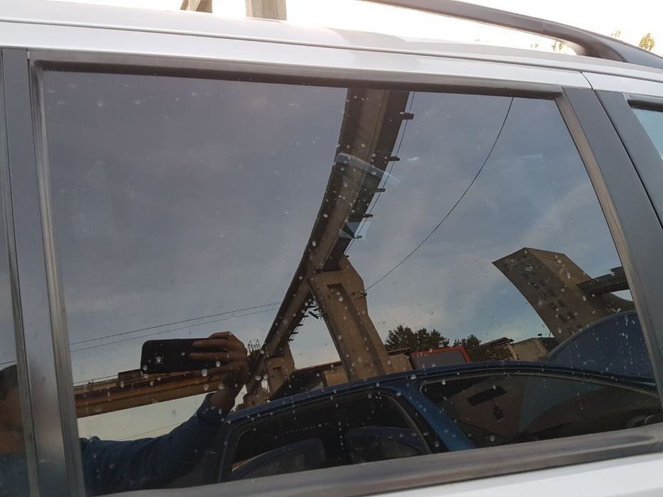 Geam Usa / Portiera Dreapta Spate Culisant Ford Mondeo mk 3 2000 - 2007