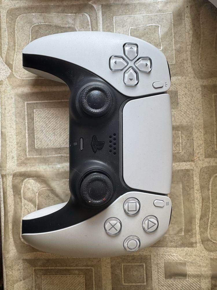 Playstation 5 (2 джойстика)