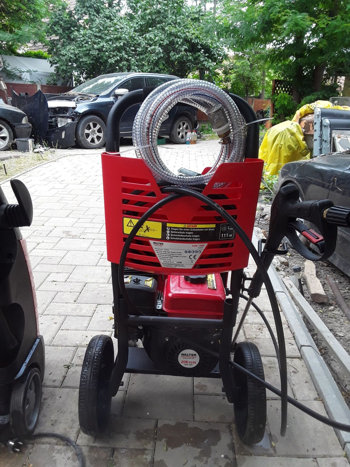 Aparat de spălat cu presiune electric