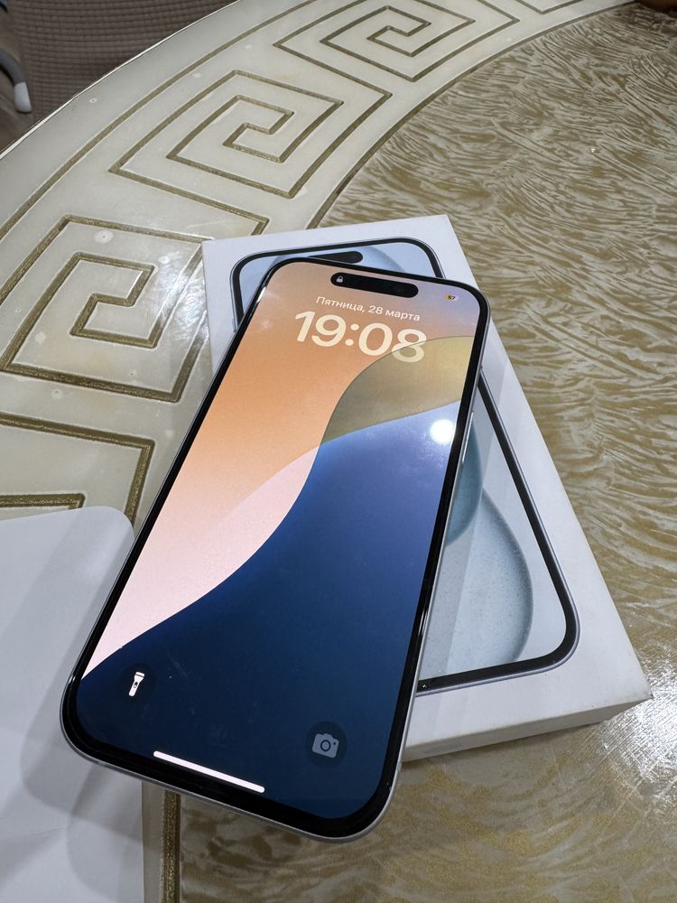 iPhone 15 256gb