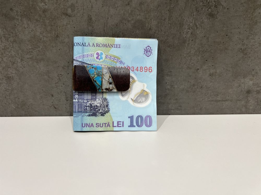 Money clip alamă și lemn