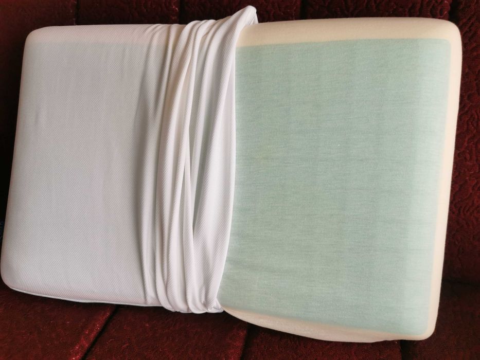 Възглавница от Мемори пяна и охлаждащ гел