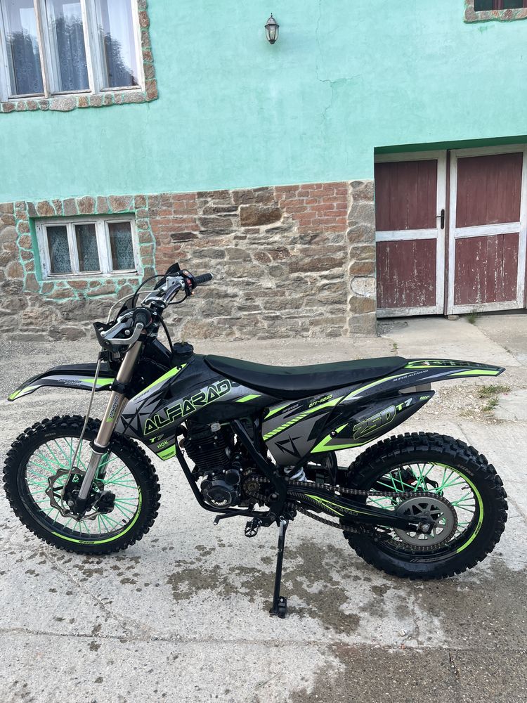 Vand Alfarad T7 250cc 4T