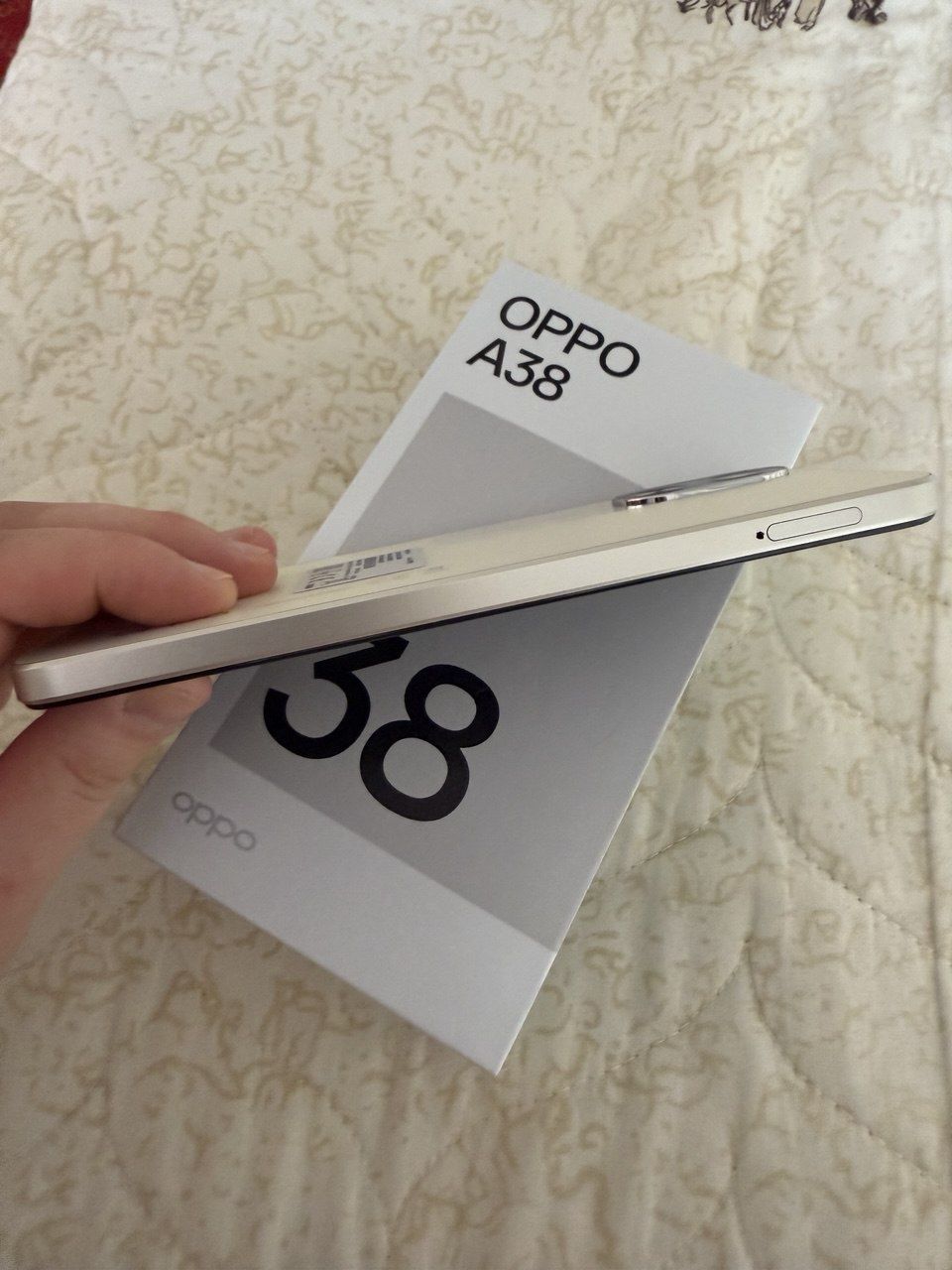 OPPO A38 в идеальном состоянии