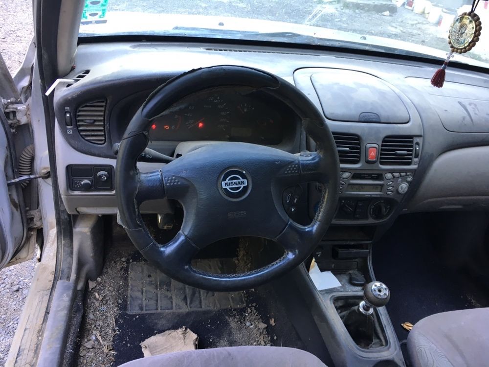 Nissan Almera 2.2dci Нисан Алмера 2.2дци на части!!