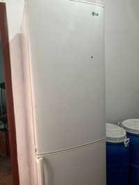 Холодильник LG GA-B409UCA