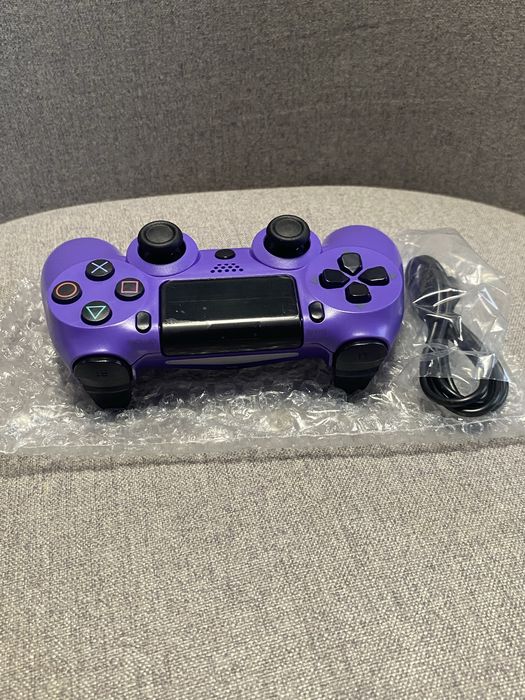 !!!НОВИ!!! Контролери за ps4 идва с зарядно (сив,лилав,и златен)